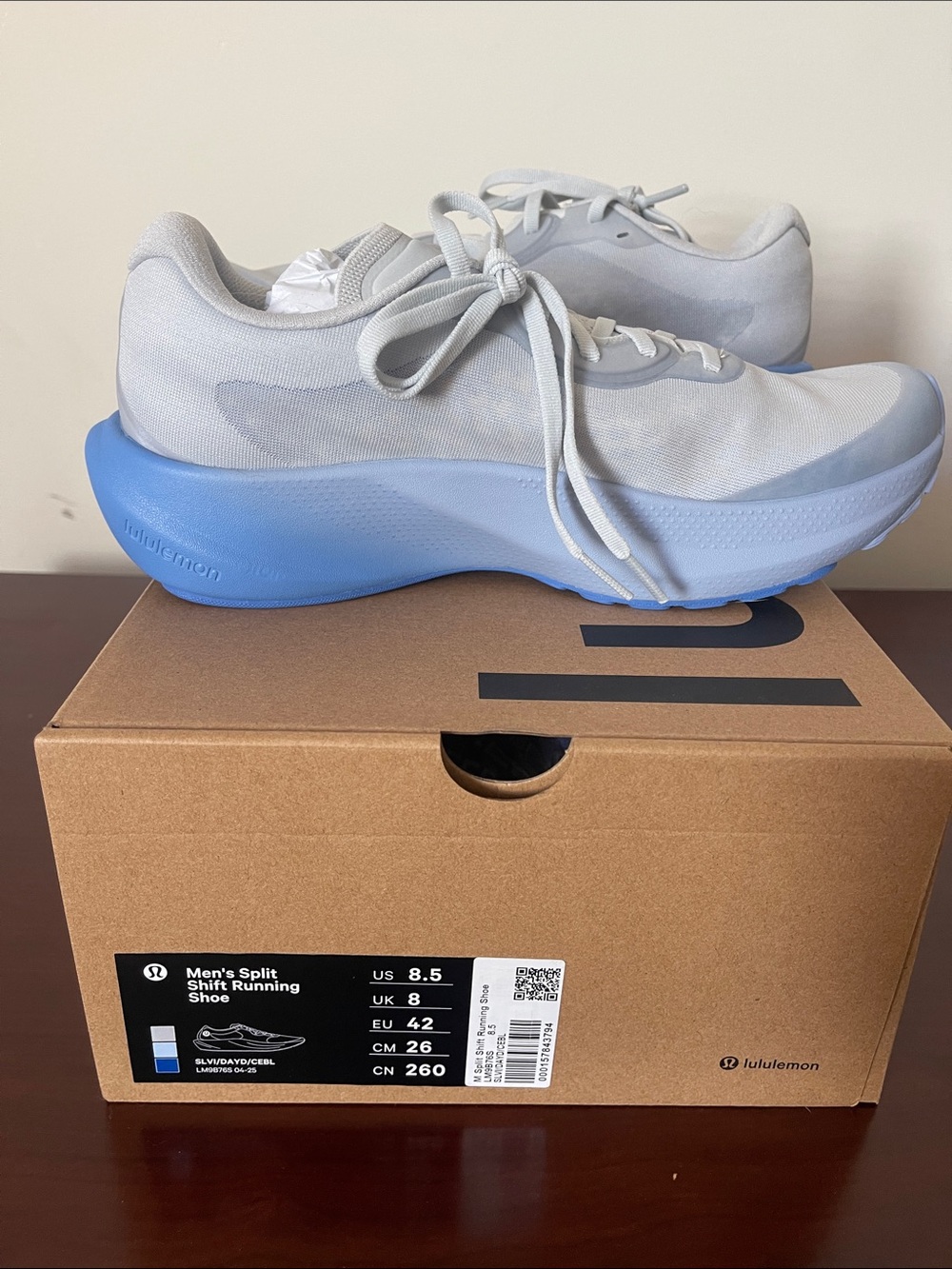 Lululemon Men's Split Shift Running Shoe - Light Gray Upper with Blue Midsole